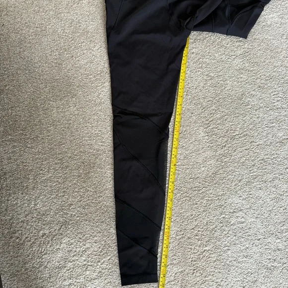 lululemon black leggings with mesh inserts size 8 - Picture 12 of 13